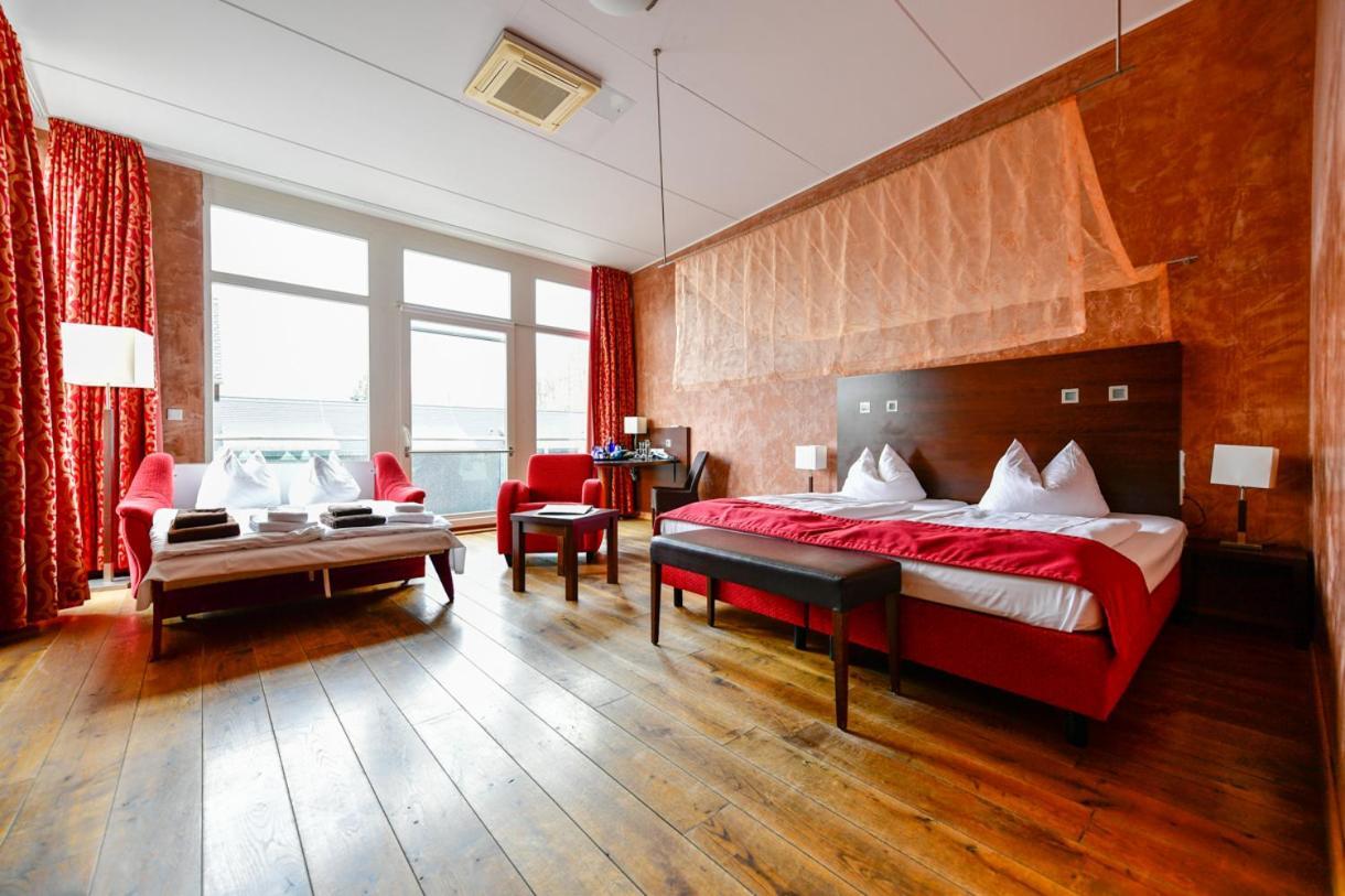 Landhotel Burg Im Spreewald - Resort & Spa Екстер'єр фото